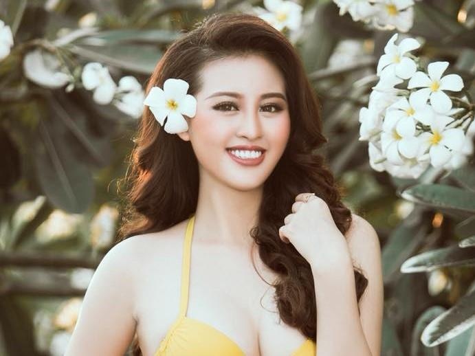 Nu sinh truong cong an anh 6