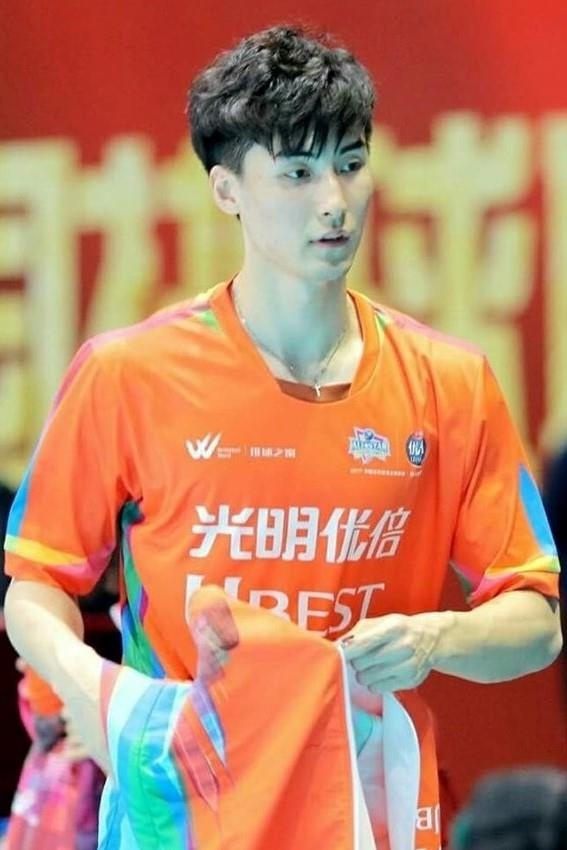 tuyen thu bong chuyen anh 2