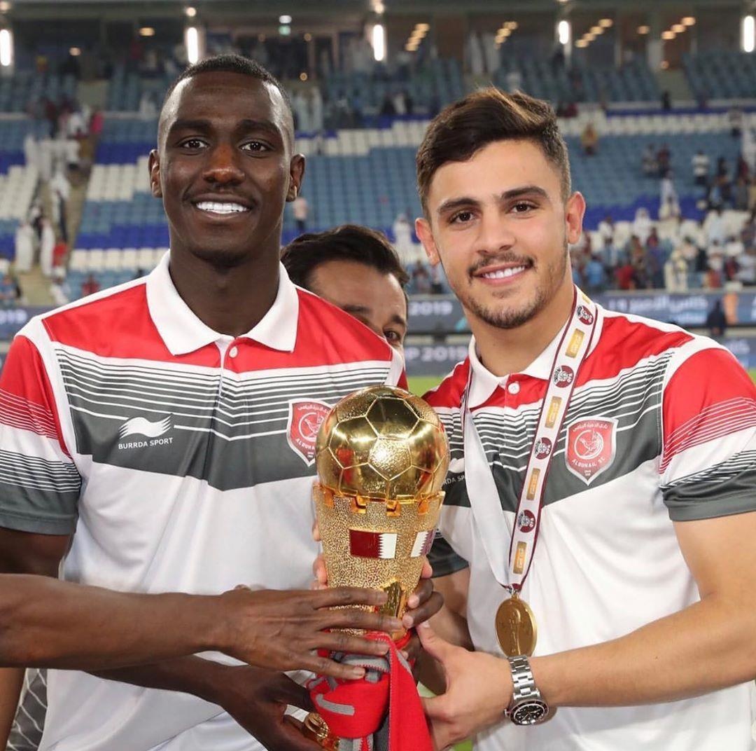 Hot boy san co Qatar anh 6