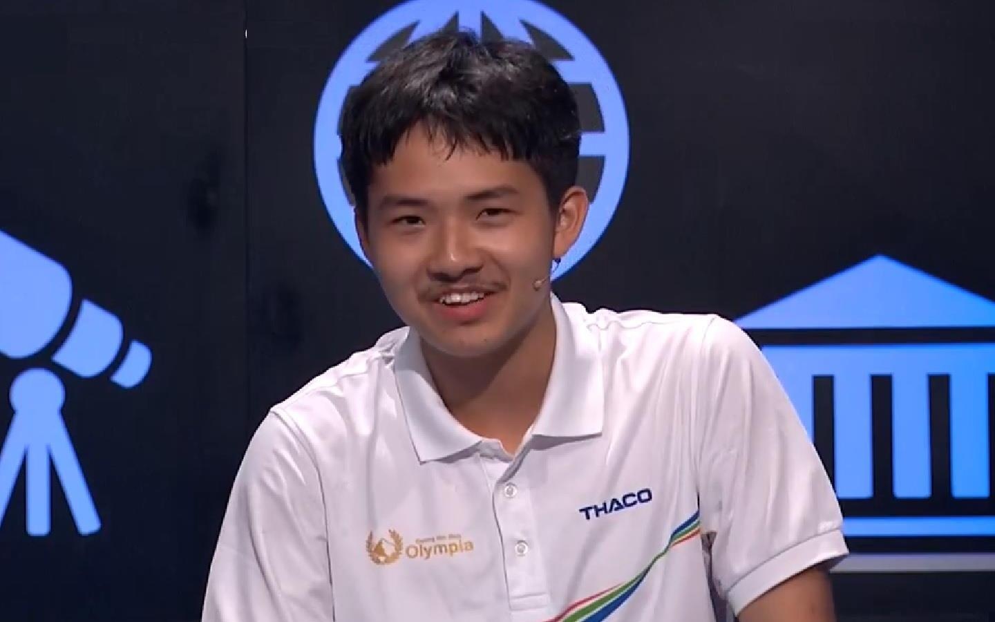 Nam sinh Ha Noi tra loi dung 6/12 cau hoi Khoi dong hinh anh