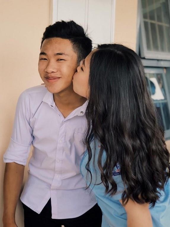 nu sinh thom ma ban trai cung lop anh 1