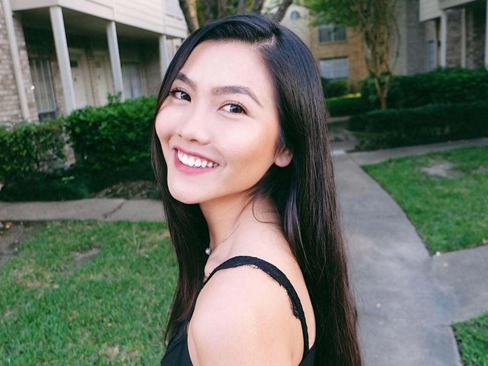 co gai hoc tap tot o nuoc ngoai anh 9