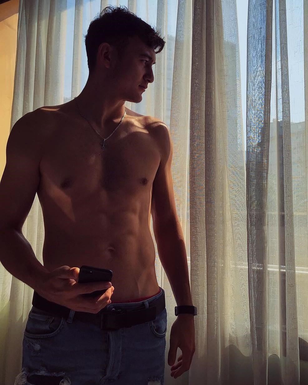 cau thu Viet kieu dep trai anh 4