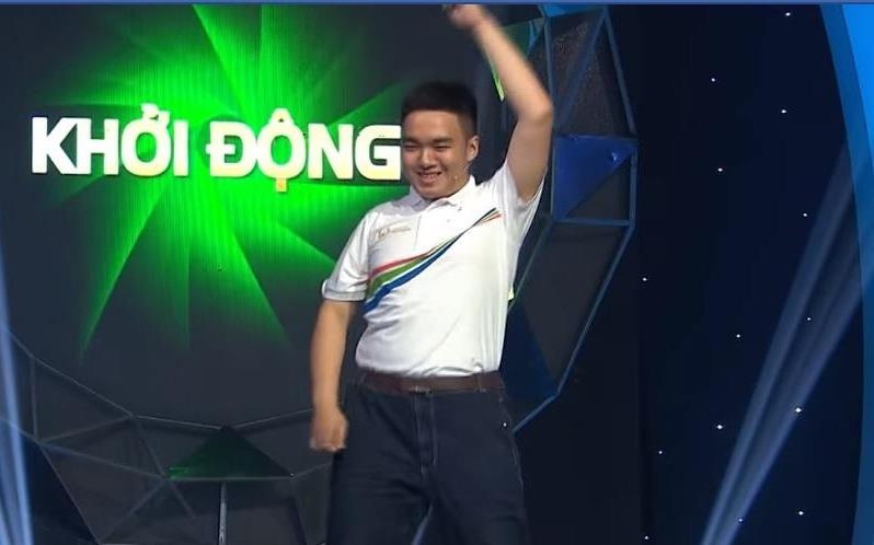 Khan gia ngo ngang truoc man nhay cover Kpop cua nam sinh Thanh Hoa hinh anh