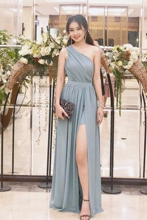 nu giam thi xinh dep o Nghe An anh 10