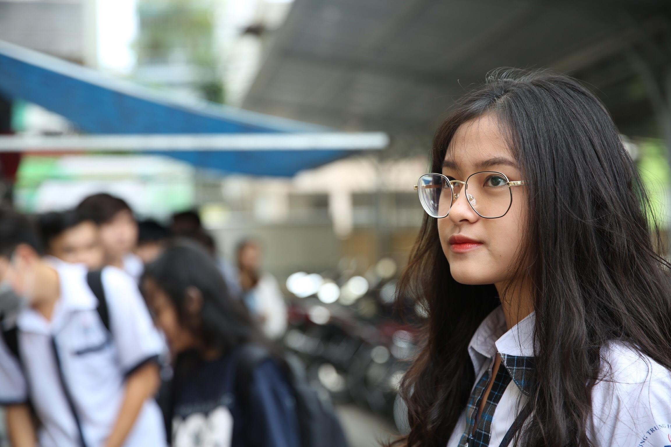 gai xinh thi THPT quoc gia anh 2