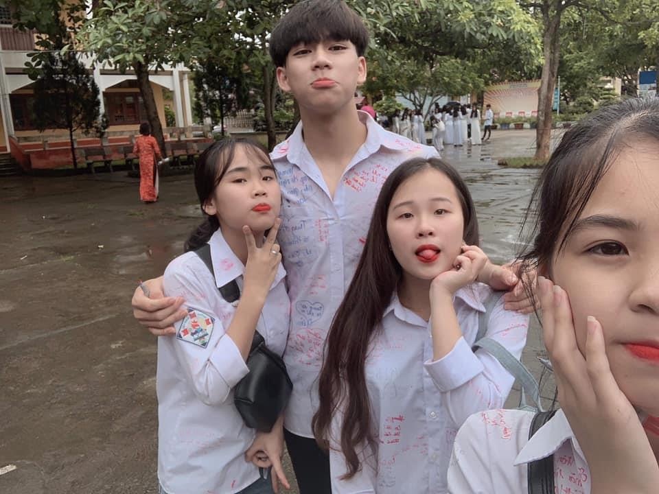 nam sinh body 6 mui anh 6