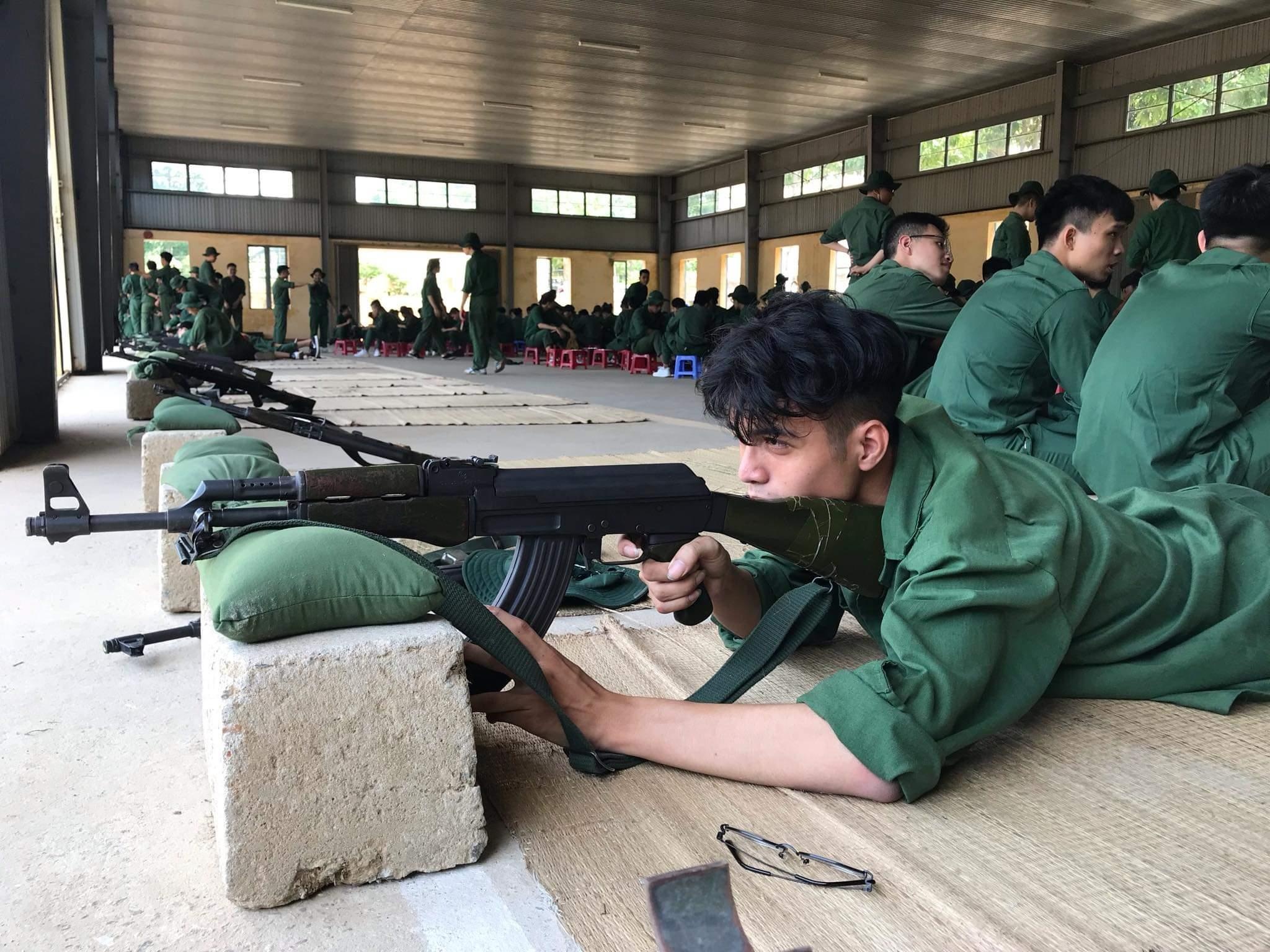 doi ban sinh nam 2000 duoc tim kiem anh 1