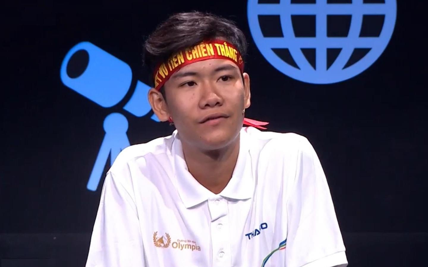 Nam sinh Thai Binh dan dau 'doan leo nui' voi 100 diem Khoi dong hinh anh