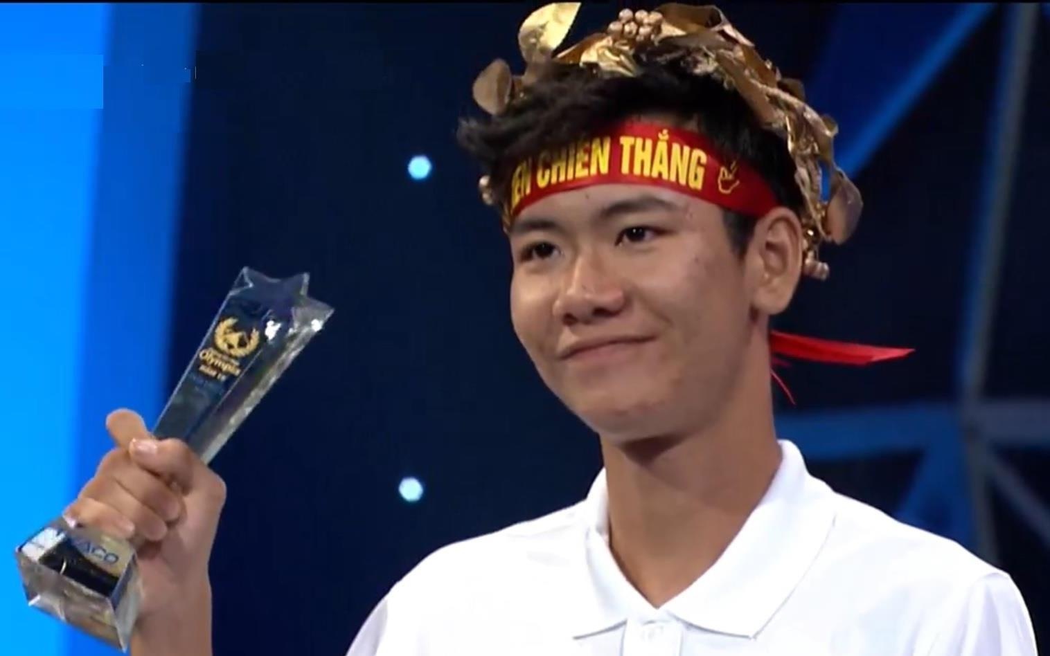 Nam sinh Thai Binh chien thang cach biet tai cuoc thi tuan Olympia hinh anh
