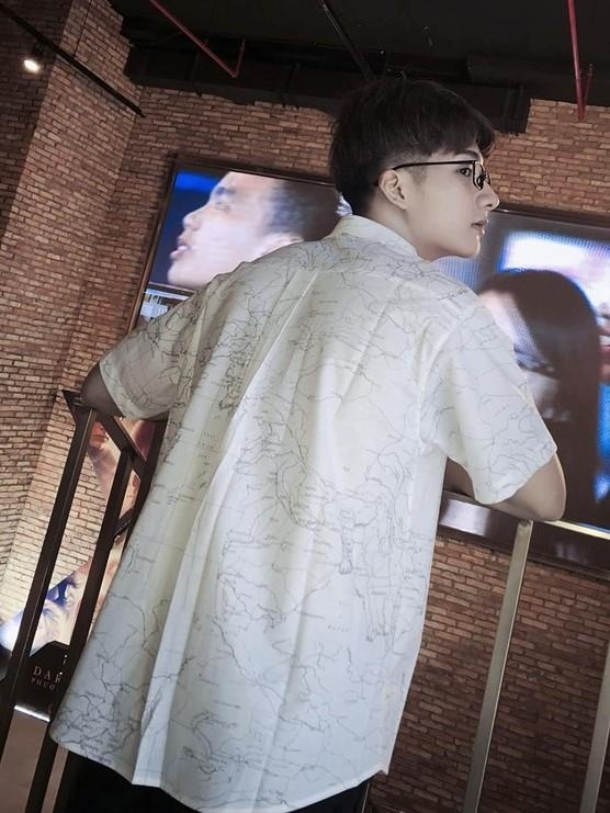 hot boy trong bo do dan toc anh 12