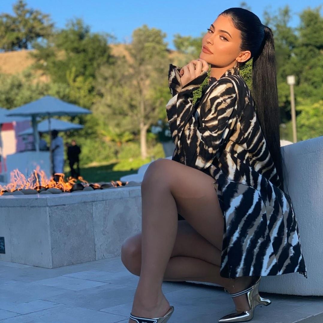 nguoi kiem nhieu tien nhat tu Instagram anh 1