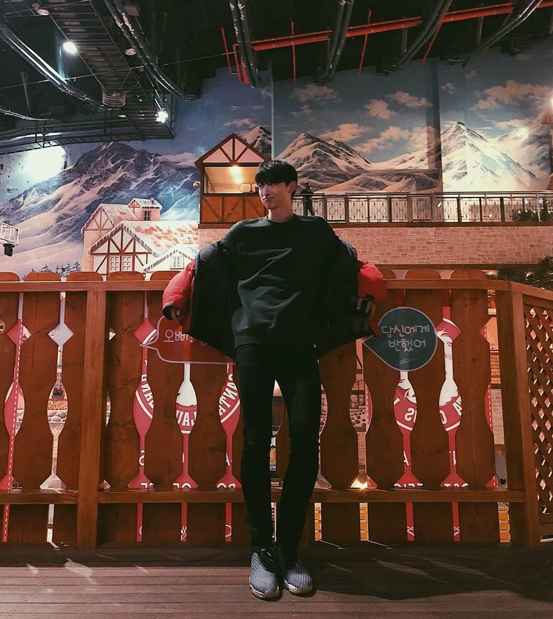 nam than bong chuyen Han Quoc anh 10