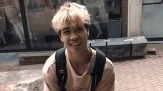 Cong Phuong khien dong doi bat cuoi voi man nhay nhot 'lay loi' hinh anh