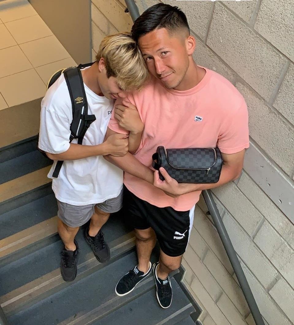 Cong Phuong nhay nhot anh 1