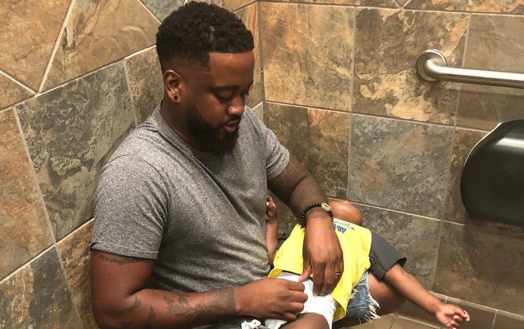 10 cau chuyen am long ‘gay bao’ tren mang xa hoi hinh anh