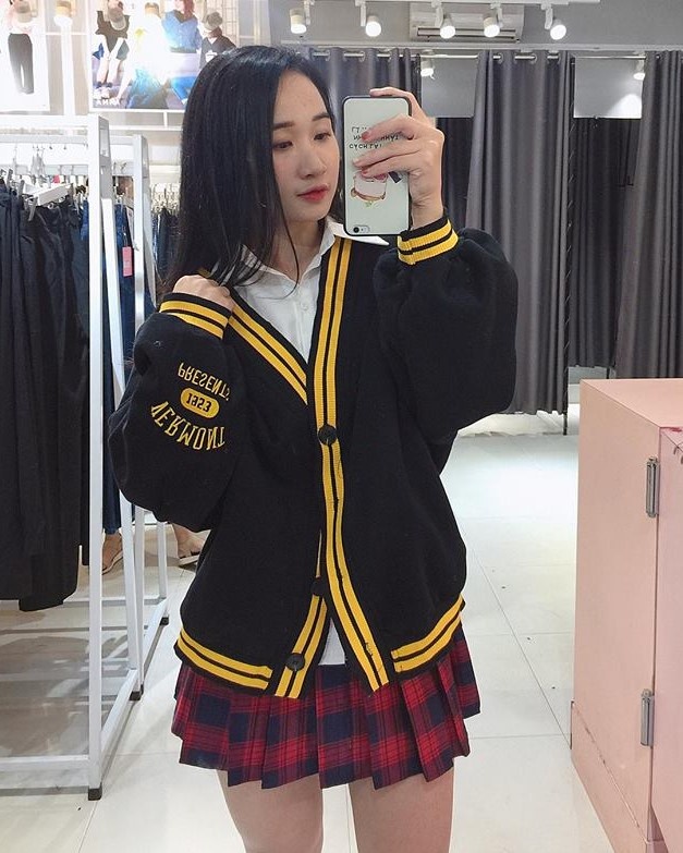 co giao tieu hoc xinh dep anh 12