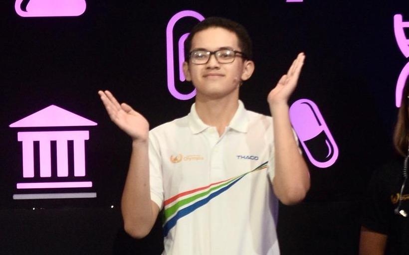 Dan mang dao lai clip tinh nham ‘nhu sieu nhan’ cua quan quan Olympia hinh anh