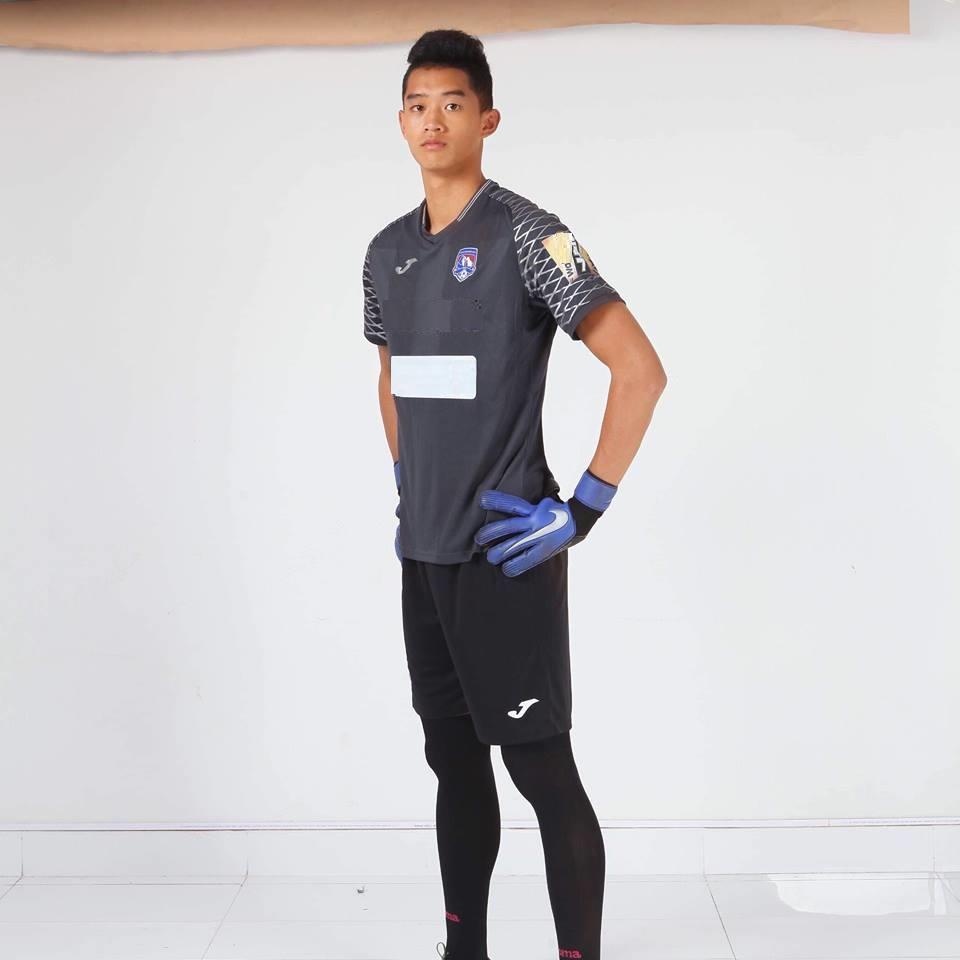 thu mon U22 cao 1, 93 m anh 3