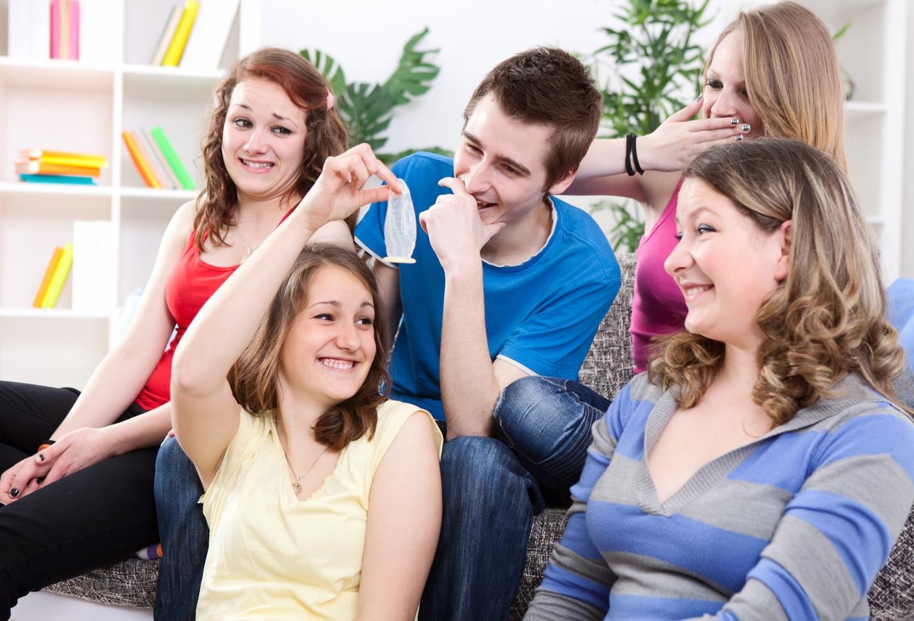 YouTuber dạy thủ dâm ảnh 5 YouTuber day thu dam anh 5