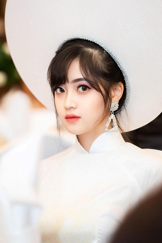 hot girl Hoc vien Hang khong anh 8