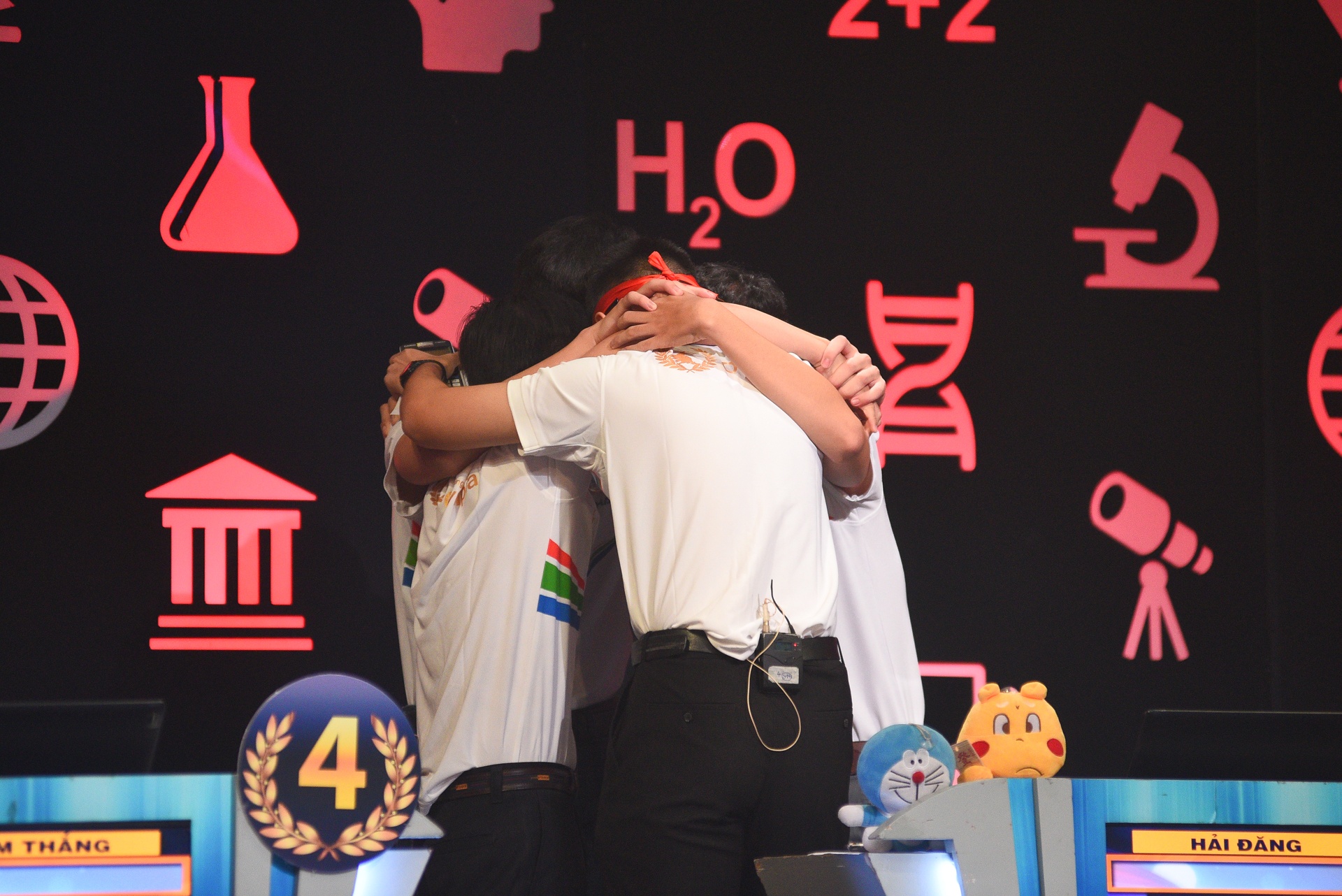 Duong len dinh Olympia anh 7