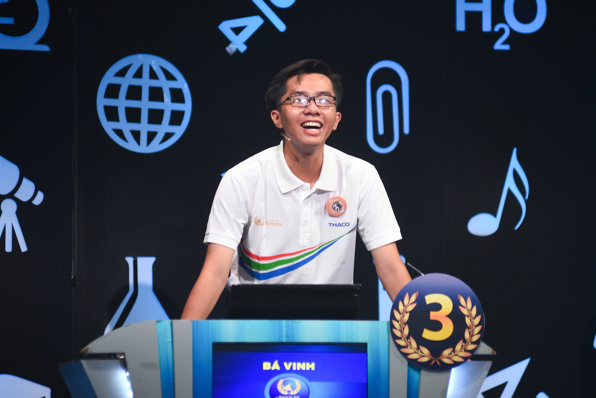 Duong len dinh Olympia anh 1