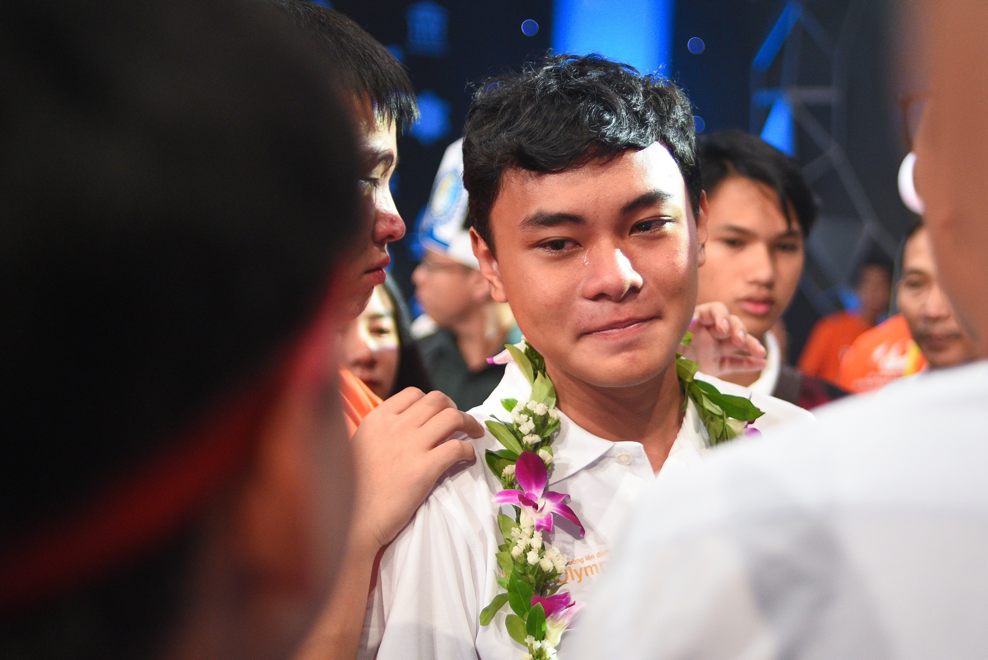 Duong len dinh Olympia anh 11