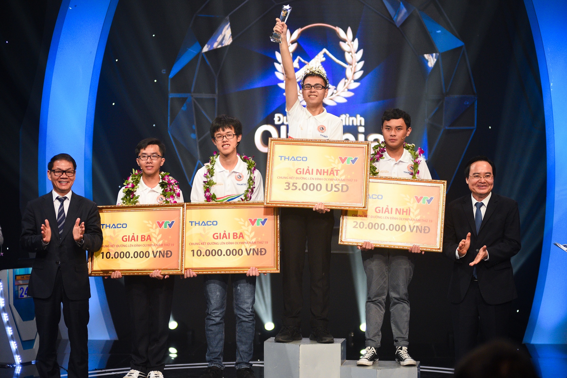 Duong len dinh Olympia anh 1