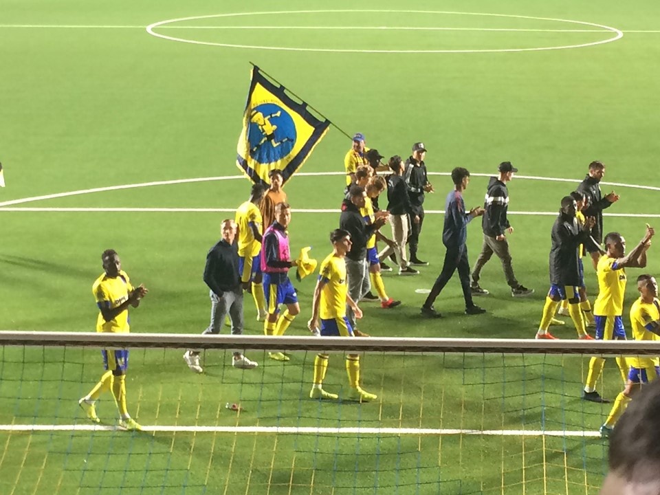 co be H'Mong noi tieng Anh nhu gio anh 3