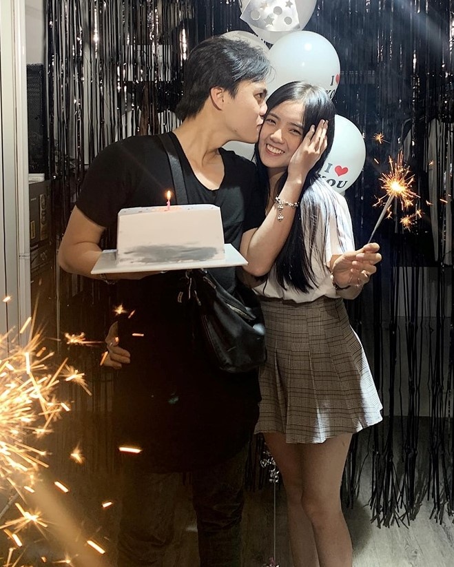 các đôi công khai hẹn hò gần đây ảnh 2 cac doi cong khai hen ho gan day anh 2