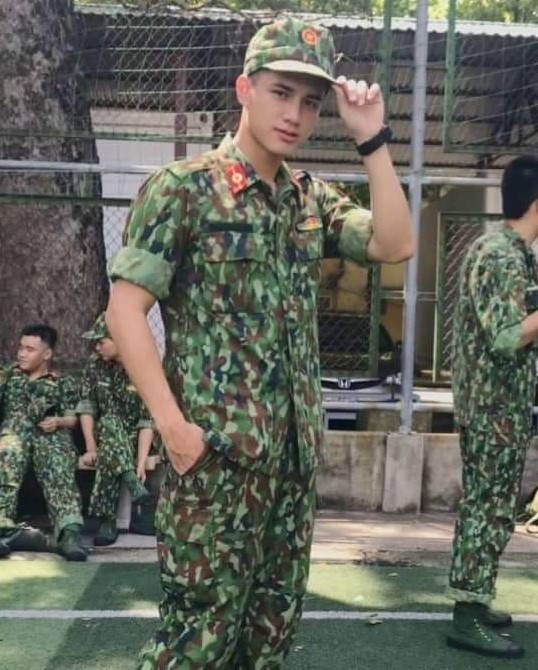 hot boy quan nhan anh 6