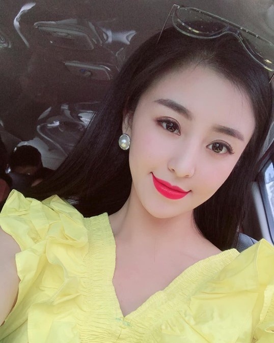 hot girl noi tieng sau mot dem anh 7