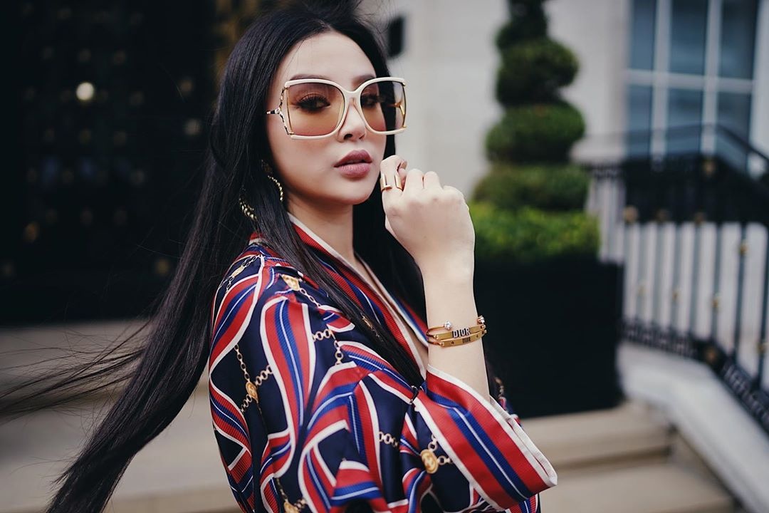 nguoi noi tieng co ngoai hinh khac xua anh 12