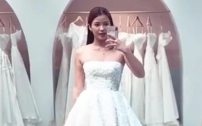 Beauty blogger Linh Truong bat ngo thu vay cuoi, tiet lo sap lay chong hinh anh