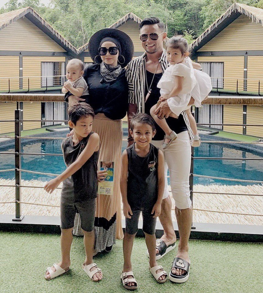 WAGs Malaysia anh 11