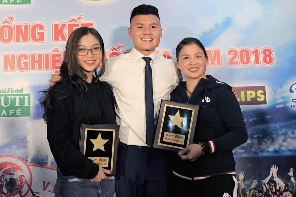 Quang Hải Nhật Lê ảnh 2 Quang Hai Nhat Le anh 2