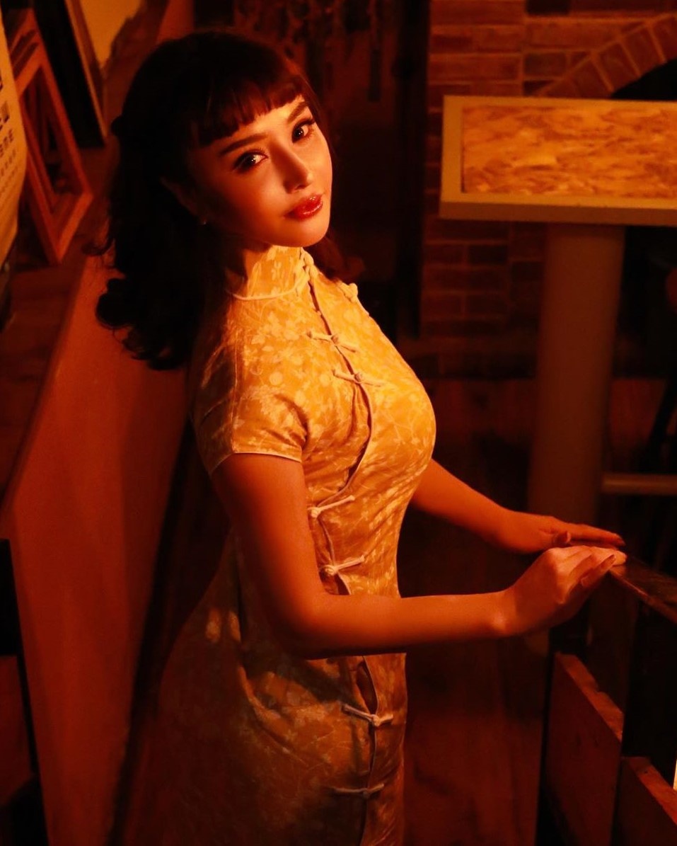 nu y ta co than hinh co bap anh 10