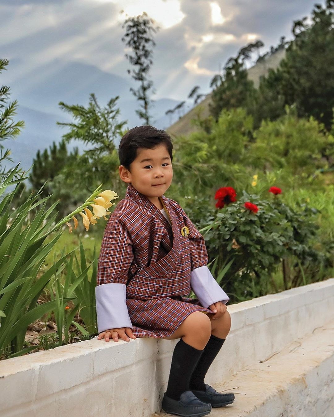 hoàng tử Bhutan ảnh 2 hoang tu Bhutan anh 2