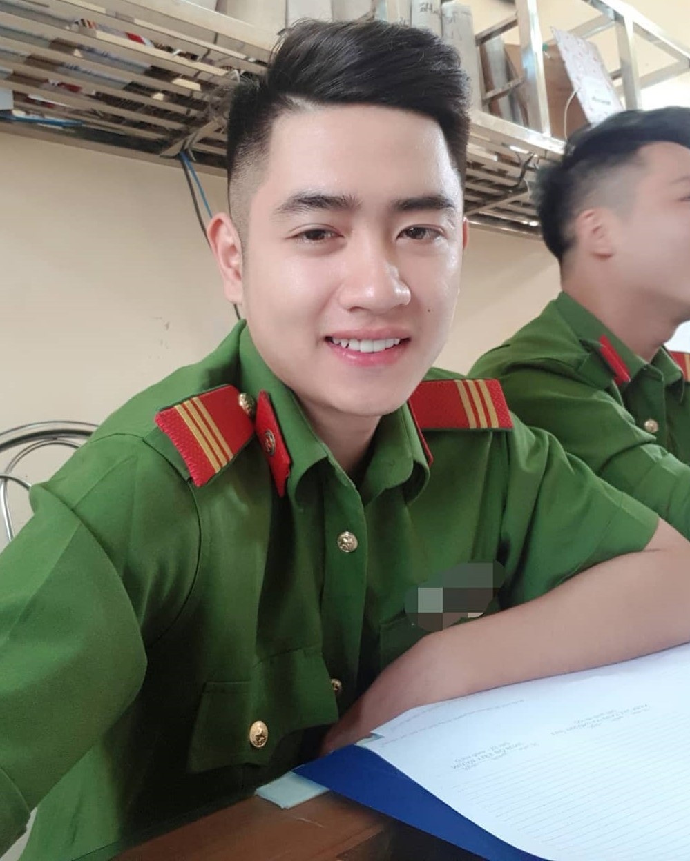 hot boy truong canh sat anh 2