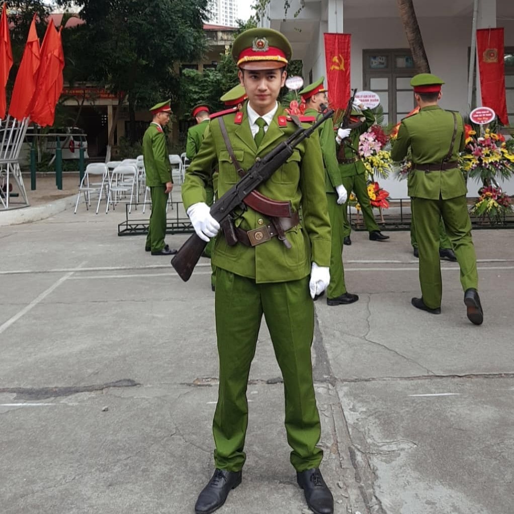 hot boy truong canh sat anh 1