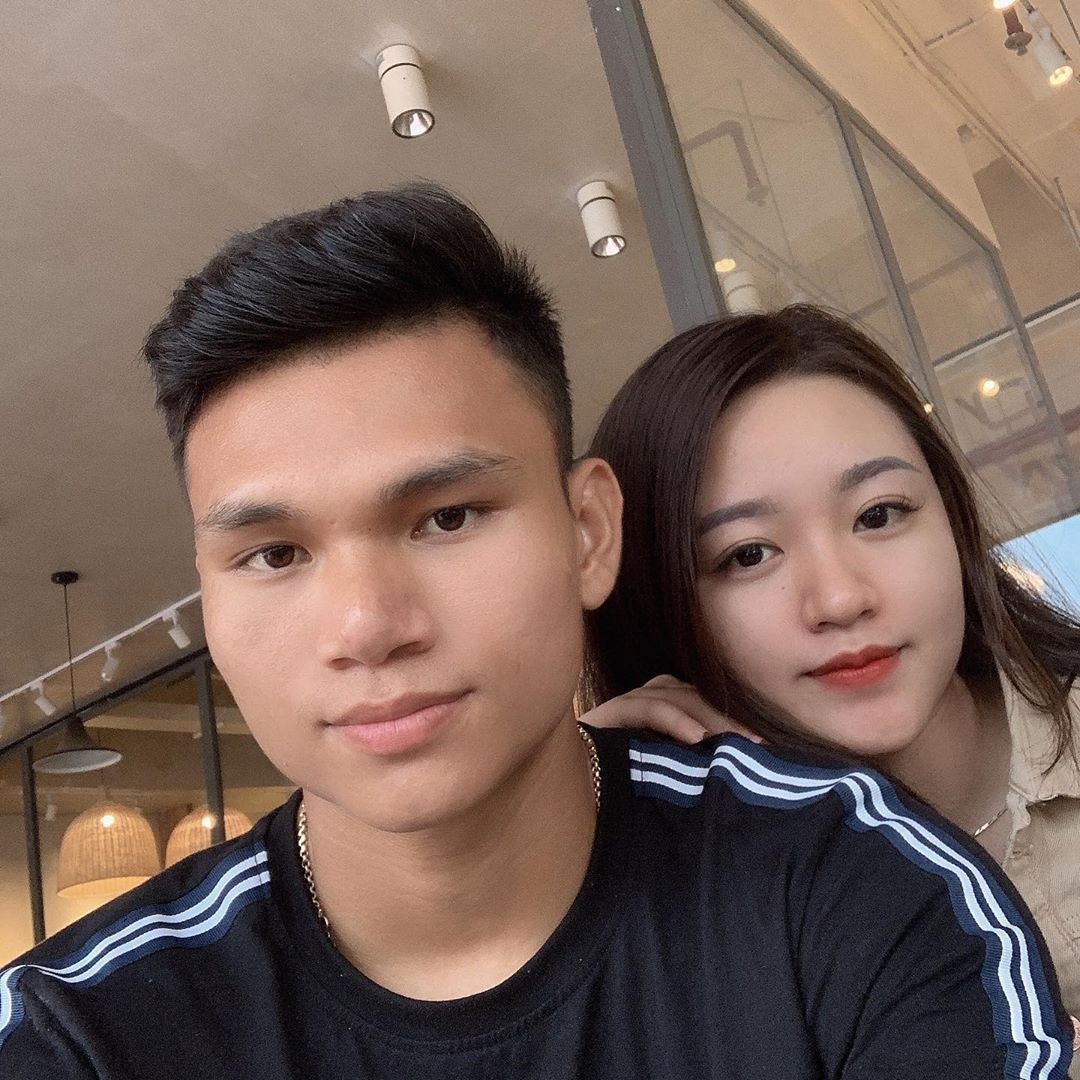 cau thu cham dang anh khoe ban gai anh 5