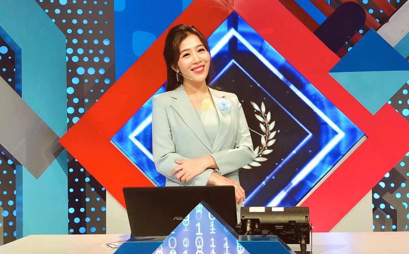 San khau, logo, tien thuong Olympia thay doi the nao sau 20 nam hinh anh