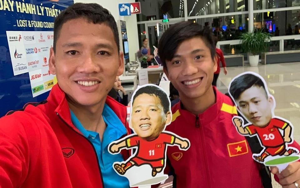 ‘Chu Duc’ lon tuoi nhat doi song cung hay treu dua voi dan em hinh anh
