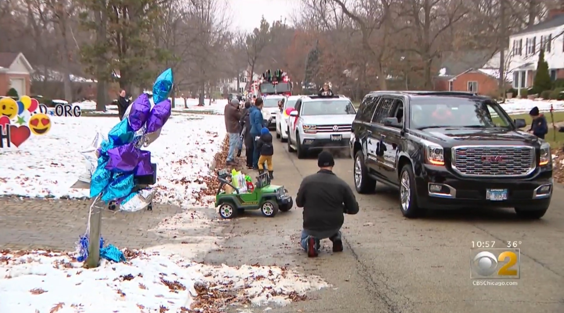 cậu bé mắc bệnh hiếm được diễu hành sinh nhật ảnh 3 cau be mac benh hiem duoc dieu hanh sinh nhat anh 3