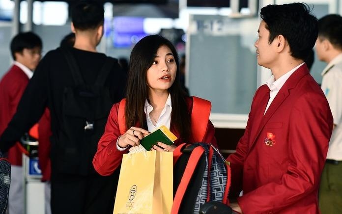 Nhan sac nhan vien y te cung Doan the thao Viet Nam du SEA Games 30 hinh anh