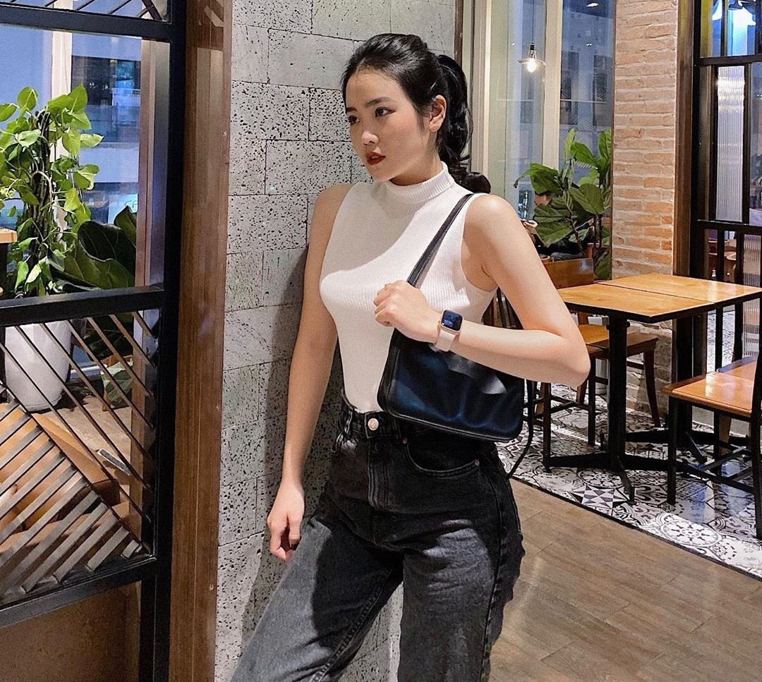 cau thu treu choc ban gai anh 2