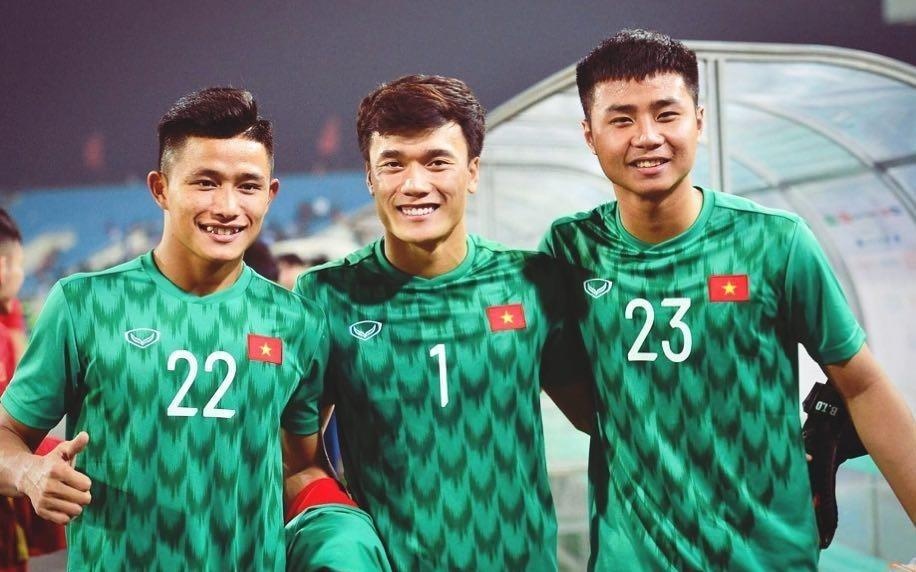 3 thu mon U22 Viet Nam deu dien trai, chua cong khai ban gai hinh anh