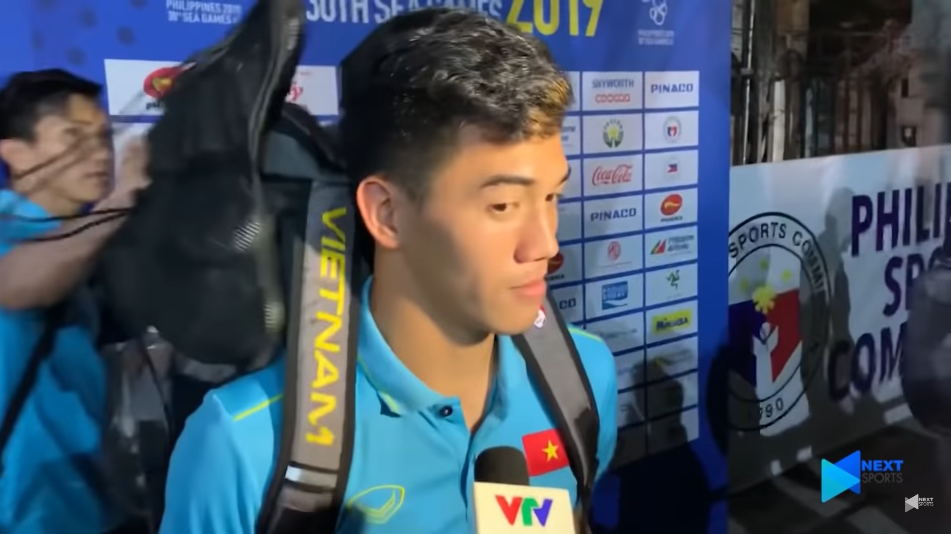 treu choc dong doi khi dang phong van anh 1