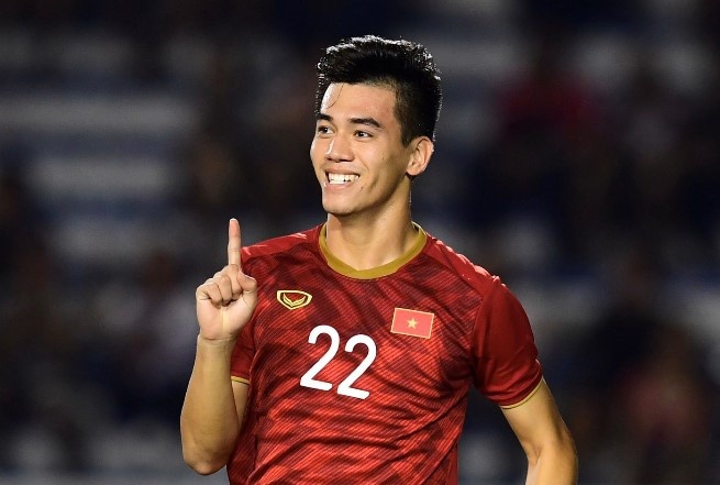 Sau SEA Games, Tien Linh co them biet danh moi va loat anh dim hang hinh anh